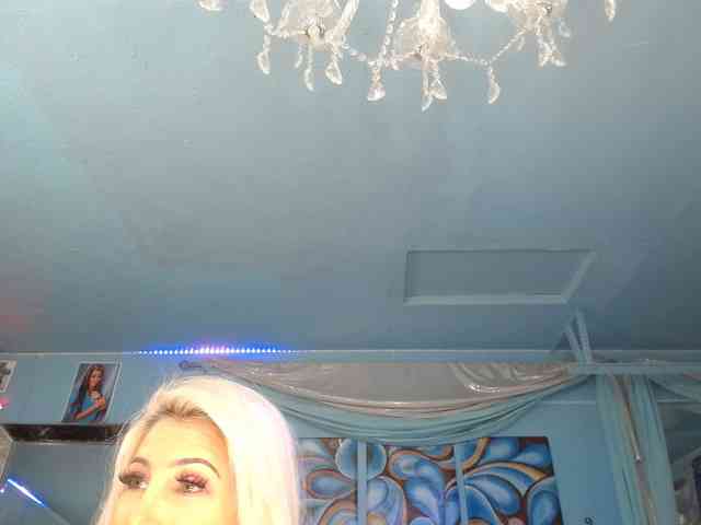 adrianna_fox webcam