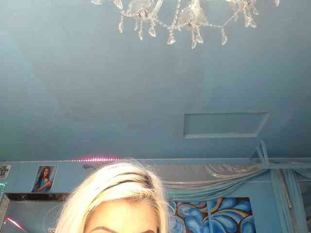 adrianna_fox webcam
