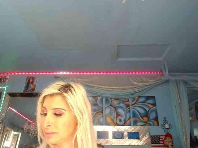 adrianna_fox