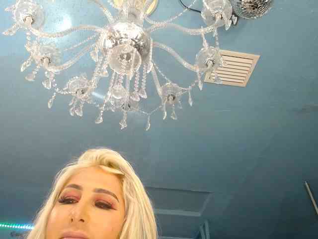 adrianna_fox adrianna_fox