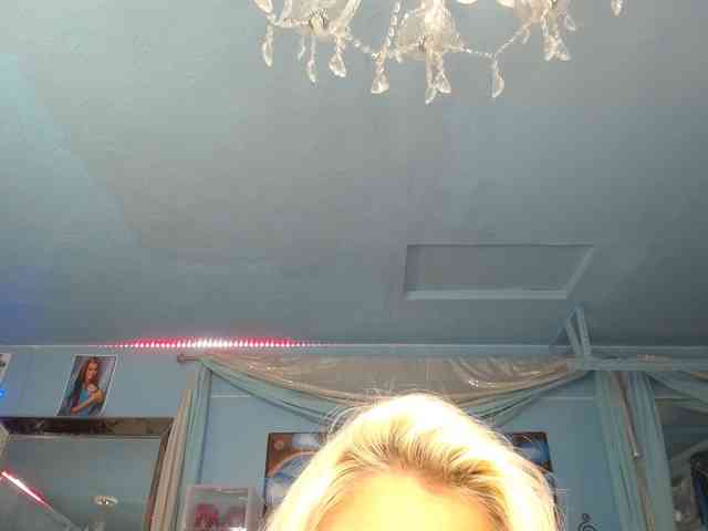 adrianna_fox webcam