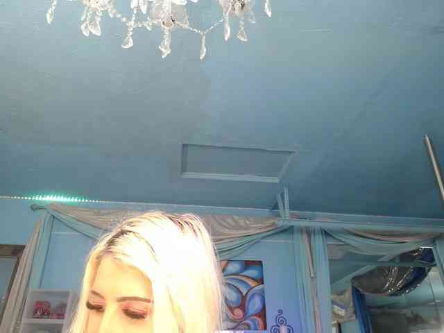 adrianna_fox adrianna_fox