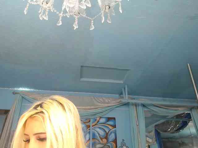 adrianna_fox webcam