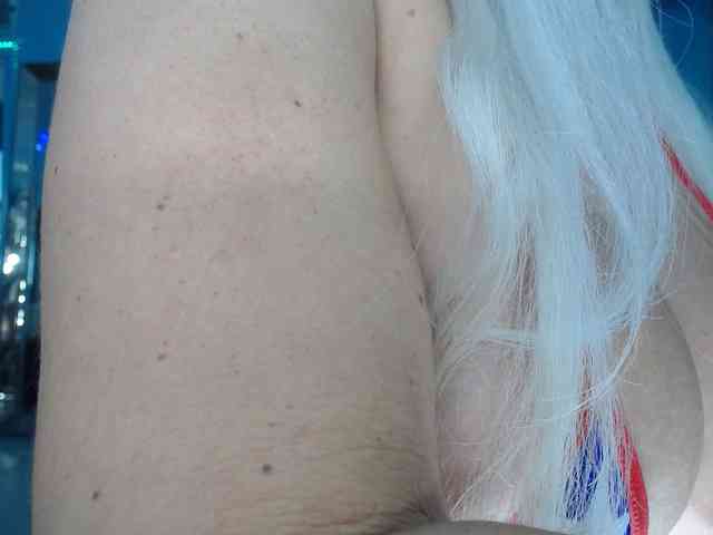 adrianna_fox webcam