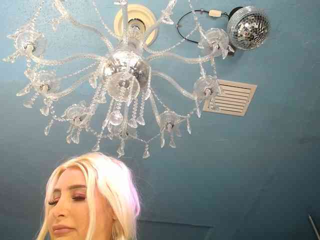 adrianna_fox webcam