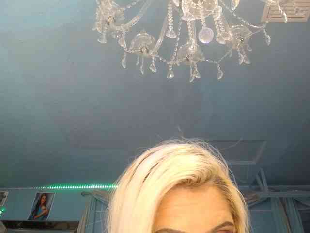 adrianna_fox webcam