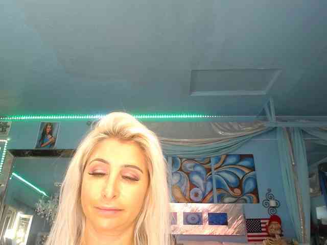adrianna_fox webcam