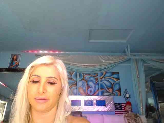 adrianna_fox webcam