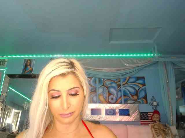 adrianna_fox webcam