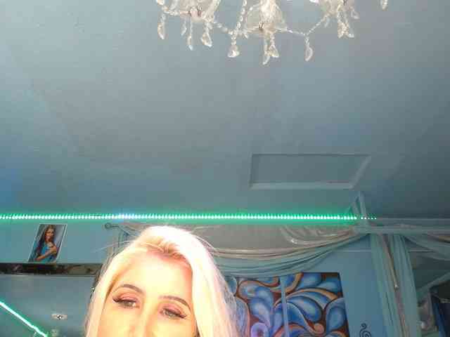 adrianna_fox webcam