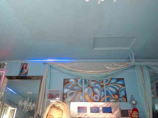 adrianna_fox webcam