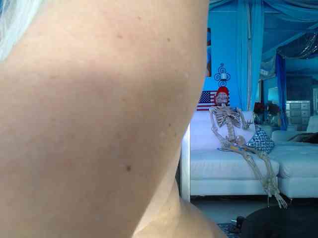 adrianna_fox webcam