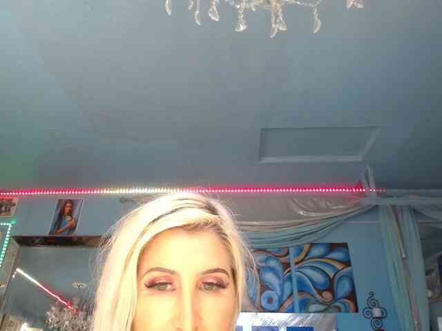 adrianna_fox webcam