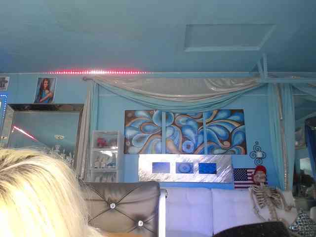 adrianna_fox webcam