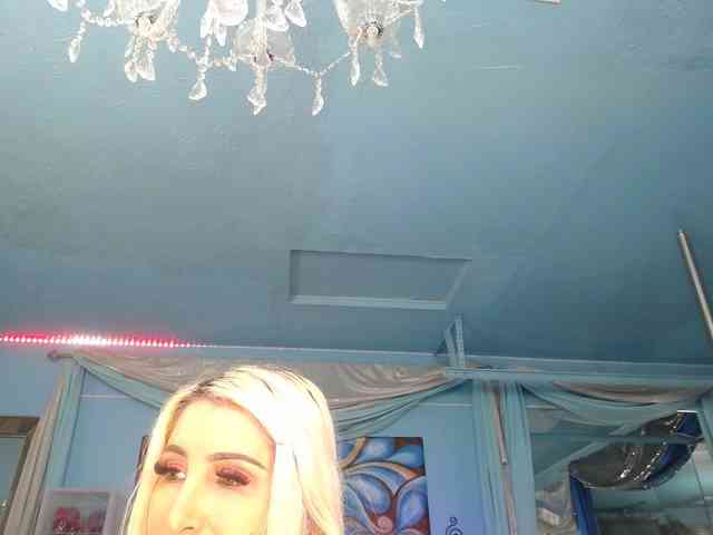 adrianna_fox webcam