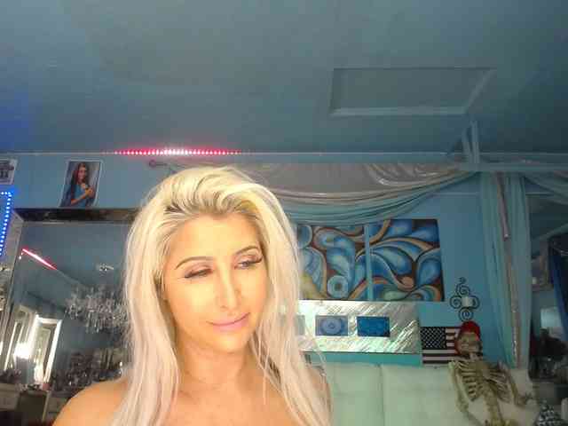 adrianna_fox webcam