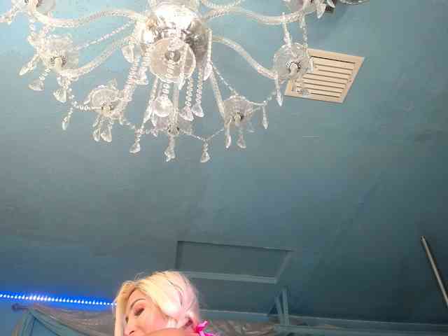 adrianna_fox adrianna_fox