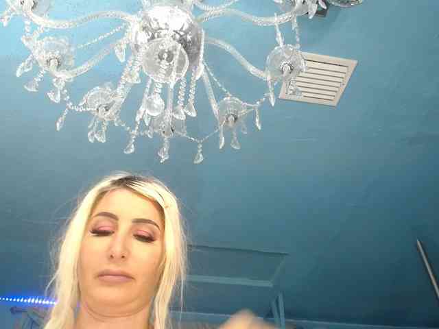 adrianna_fox webcam