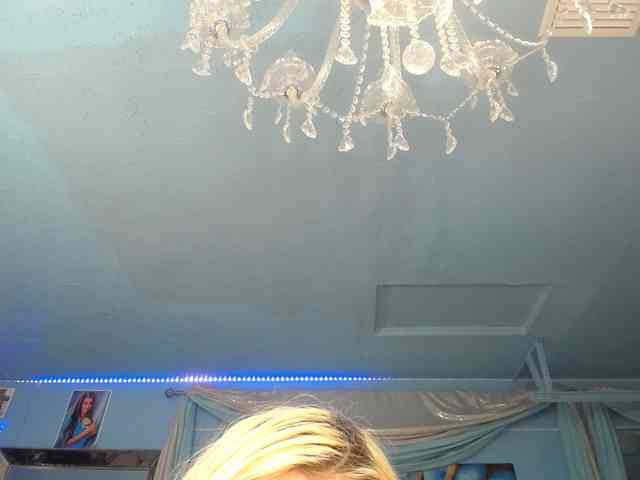 adrianna_fox webcam