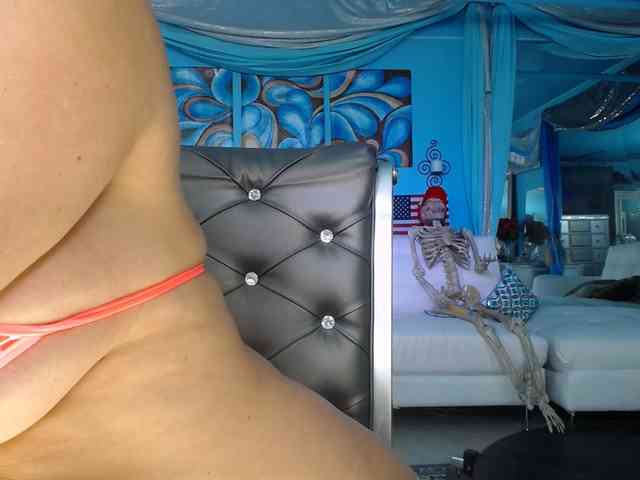 adrianna_fox webcam