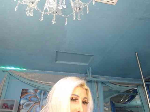 adrianna_fox webcam