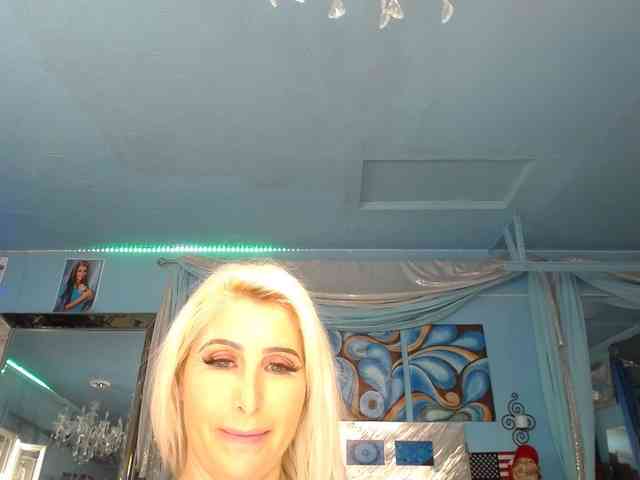 adrianna_fox webcam