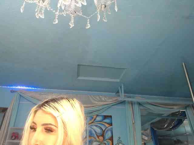 adrianna_fox webcam