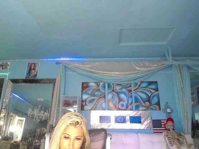 adrianna_fox webcam
