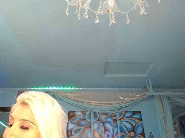 adrianna_fox webcam