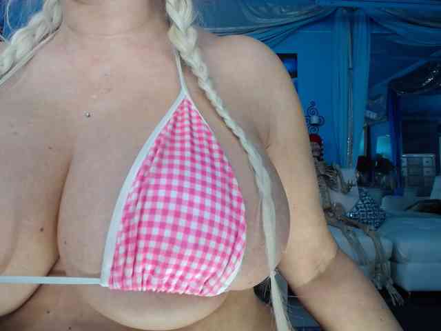 adrianna_fox webcam