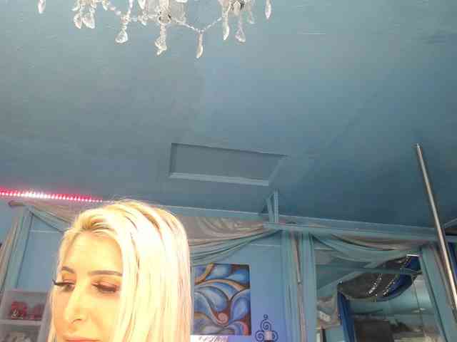 adrianna_fox webcam
