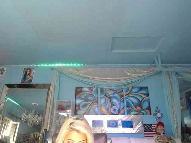 adrianna_fox webcam