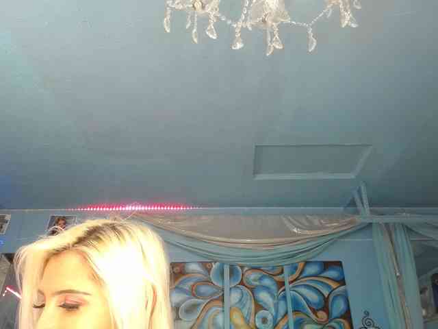 adrianna_fox webcam