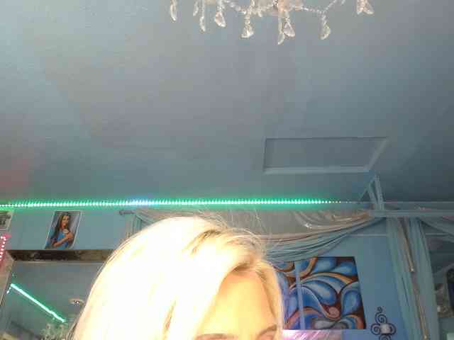 adrianna_fox webcam