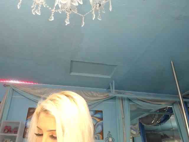 adrianna_fox webcam