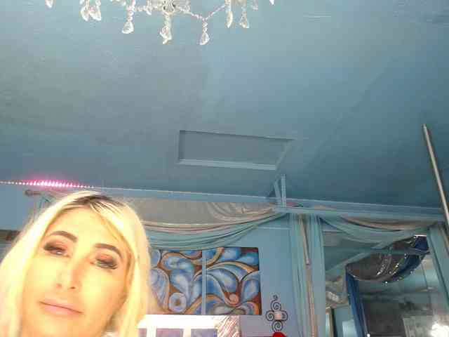 adrianna_fox webcam