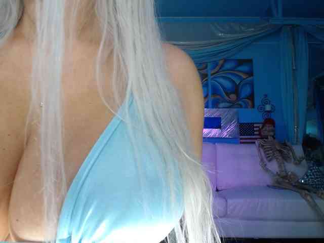 adrianna_fox webcam