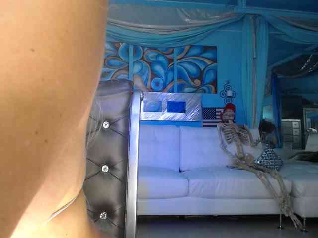 adrianna_fox webcam