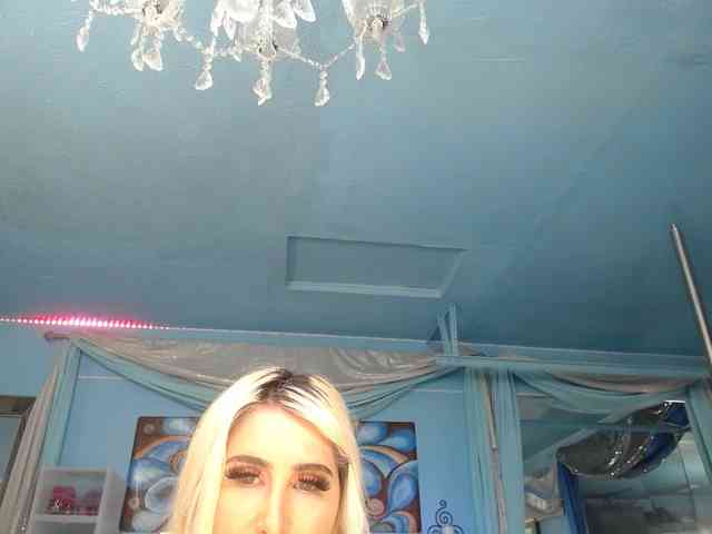 adrianna_fox adrianna_fox