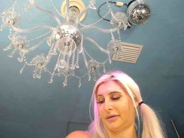 adrianna_fox webcam