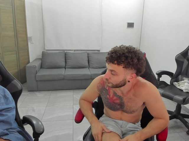 classied's BongaCams show and profile