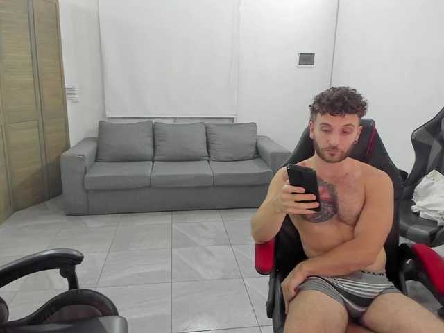 classied's BongaCams show and profile