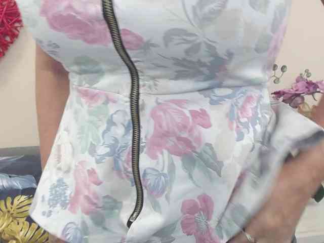 DoreenKiss webcam