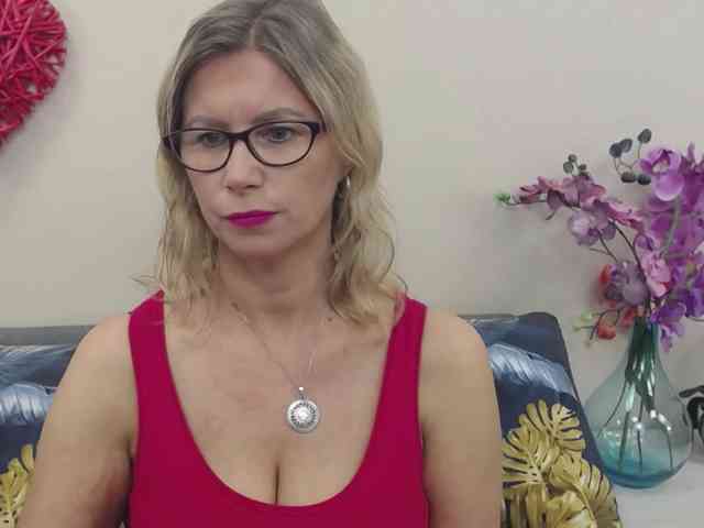 DoreenKiss webcam