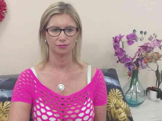 DoreenKiss
