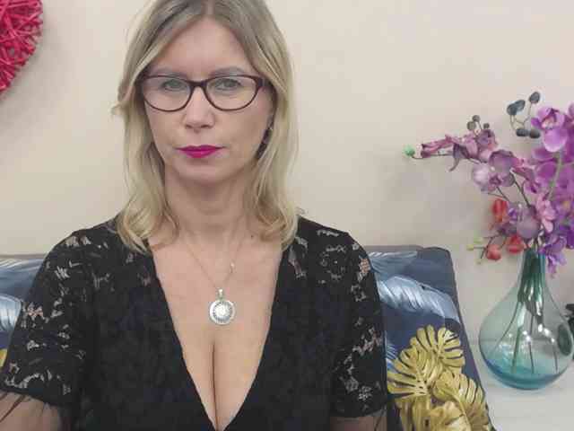 DoreenKiss