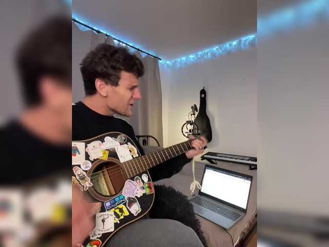 ETHAN_MOORE