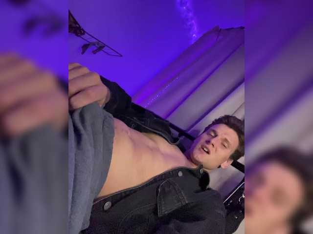 ETHAN_MOORE