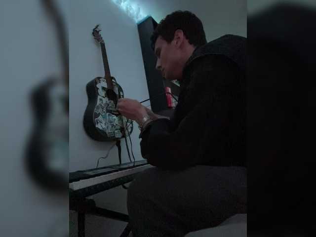 ETHAN_MOORE