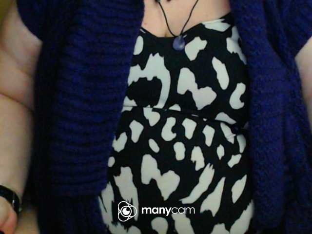 le modèle mayalove4u est en webcam porno dans un show sur le site bongacams, il possède les tags suivants: White/Caucasian,Brunette,Shaved